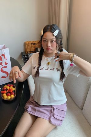 Plus Size Slimming Pearl Short Sleeve T-Shirt for Women - Summer 2025 Round Neck Top with Straight Shoulders, Y2K Style