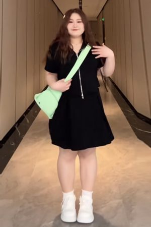 Plus-Size Slimming Two-Piece Set: Casual Sports Top & Skirt for Women, Sweet & Spicy Summer Outfit, Flattering Fit for Curvy Figures