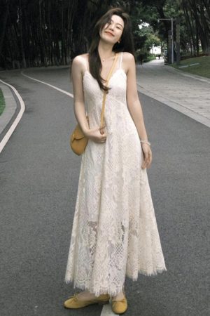 Plus-Size Slimming Two-Piece Summer Dress Cardigan Set with Elegant Jacquard Lace Camisole â€“ Perfect for Chic Casual Outings