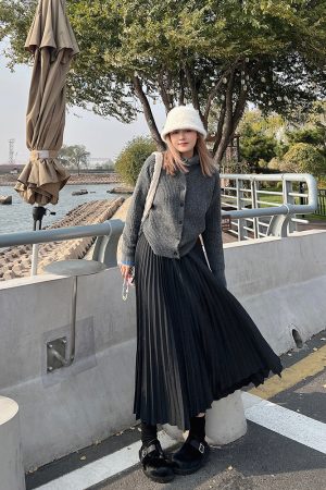 Plus Size Solid Color Midi Skirt for Autumn Winter - Thickened Pleated Warm Versatile Basic Style