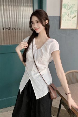 Plus Size Split V-Neck Short Sleeve Shirt for Women - Summer French Style, Waist-Cinching Pleated Elegant Top