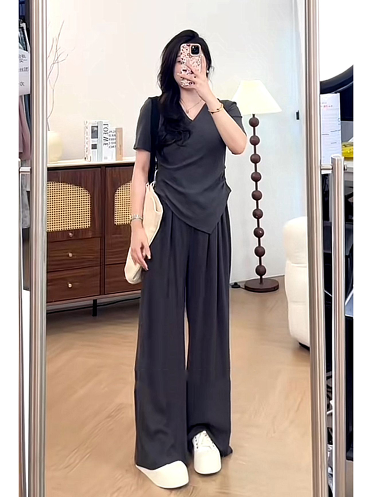 Plus Size Summer Casual Two-Piece Set for Women - Flattering Top & Wide-Leg Pants - Comfortable Relaxed Outfit