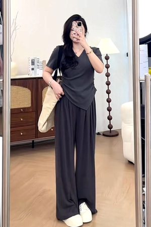 Plus Size Summer Casual Two-Piece Set for Women - Flattering Top & Wide-Leg Pants - Comfortable Relaxed Outfit