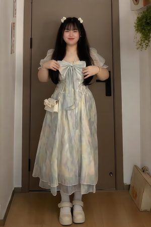 Plus-Size Summer Floral Water Wave Dress for Women, French Style Flattering Waist Fairy Dress, Elegant Blue 90s Inspired Fashion