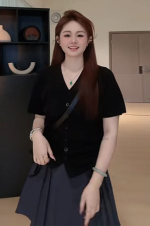 Plus Size Summer Niche Top with Shoulder Drawstring, Loose Fit V-Neck Short Sleeve T-Shirt for Curvy Women, Flattering Style