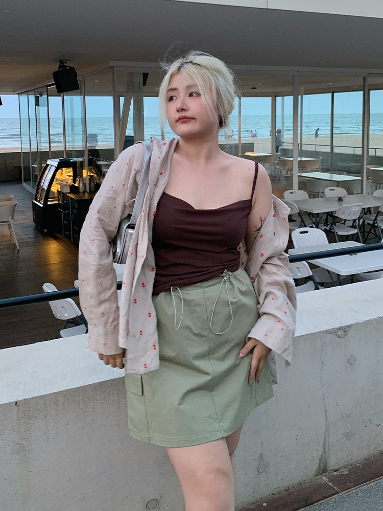 Plus Size Summer Sun Protection Jacket and Long Sleeve Polka Dot Shirt Two-Piece Set for Women - Comfortable and Stylish Plus Size Summer Sun Protection Jacket and Long Sleeve Polka Dot Shirt Two-Piece Set for Women - Comfortable and Stylish