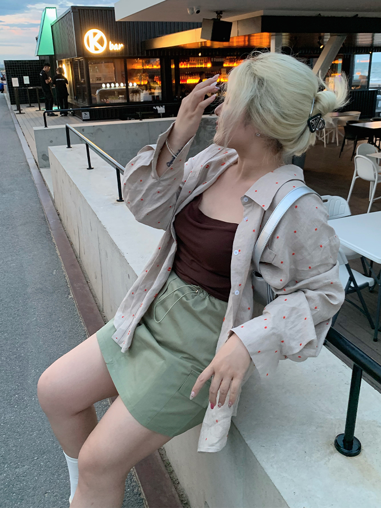 Plus Size Summer Sun Protection Jacket and Long Sleeve Polka Dot Shirt Two-Piece Set for Women - Comfortable and Stylish Plus Size Summer Sun Protection Jacket and Long Sleeve Polka Dot Shirt Two-Piece Set for Women - Comfortable and Stylish