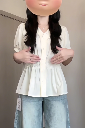 Plus-Size V-Neck Short-Sleeve Summer Top - Flattering Waist-Cinching Design for Curvy Figures, Versatile and Stylish for Any Occasion