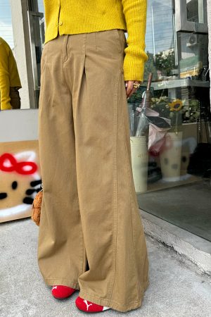 Plus Size Vintage American High Waist Wide Leg Jeans for Women, Autumn Winter Leaf Yellow Flared Workwear Pants