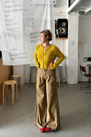 Plus Size Vintage American High Waist Wide Leg Jeans for Women, Autumn Winter Leaf Yellow Flared Workwear Pants