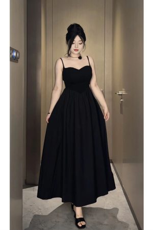 Plus-Size White Camisole Dress for Curvy Figures - French Style, Waist-Cinching, Flattering Sleeveless Summer Dress