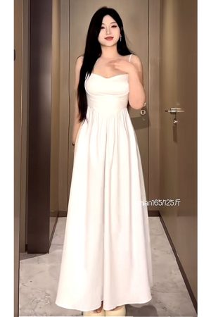 Plus-Size White Camisole Dress for Curvy Figures - French Style, Waist-Cinching, Flattering Sleeveless Summer Dress