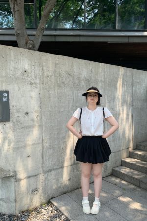 Plus Size White Floral Bud Puffy Half Skirt - Slimming Cloud Alice Style Short Skirt for a Chic 90s Y2K Look