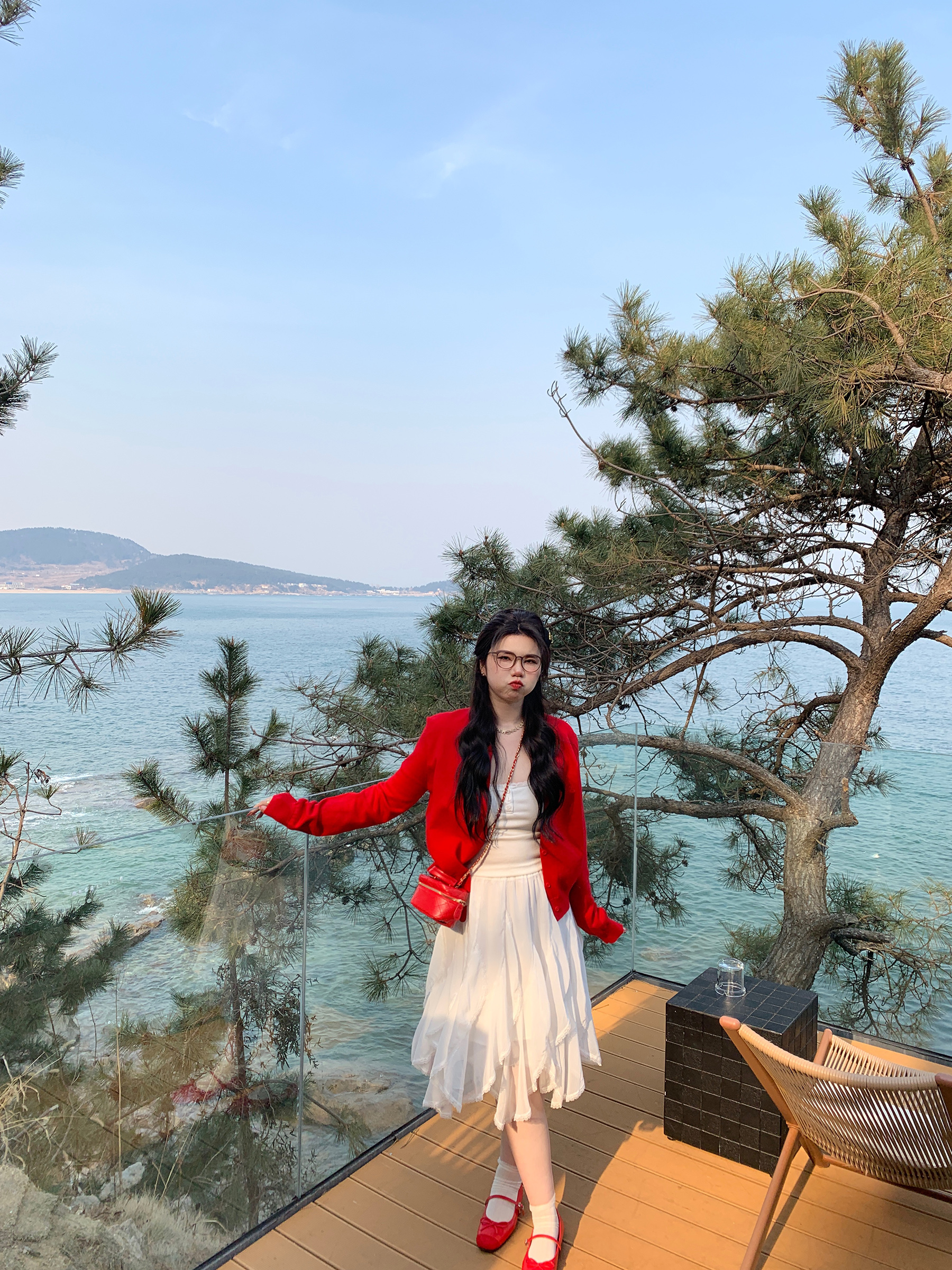 Plus-Size White Layered Chiffon Mesh Skirt, Irregular Hem, Manga-Style Sweet Bean Design, Trendy Korean Fashion Plus-Size White Layered Chiffon Mesh Skirt, Irregular Hem, Manga-Style Sweet Bean Design, Trendy Korean Fashion