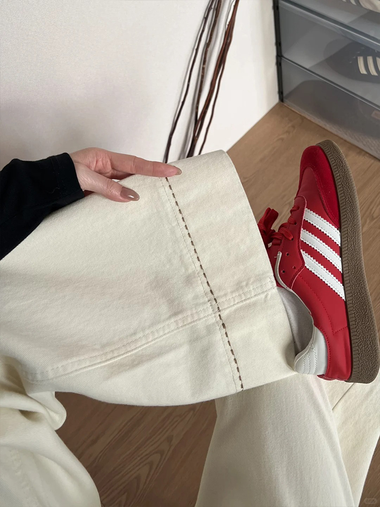 Plus-Size White Wide-Leg Jeans for Pear-Shaped Figures, Slimming Loose BF Style, Trendy 2025 Fashion Plus-Size White Wide-Leg Jeans for Pear-Shaped Figures, Slimming Loose BF Style, Trendy 2025 Fashion