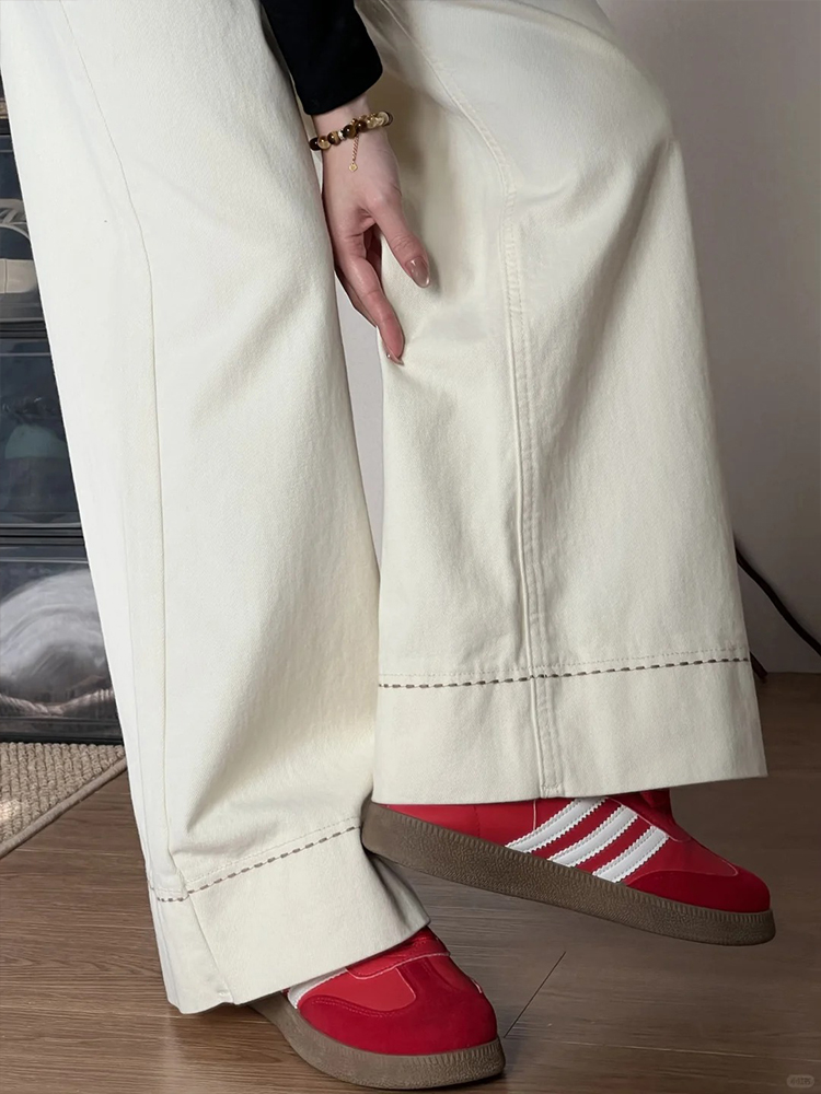 Plus-Size White Wide-Leg Jeans for Pear-Shaped Figures, Slimming Loose BF Style, Trendy 2025 Fashion Plus-Size White Wide-Leg Jeans for Pear-Shaped Figures, Slimming Loose BF Style, Trendy 2025 Fashion