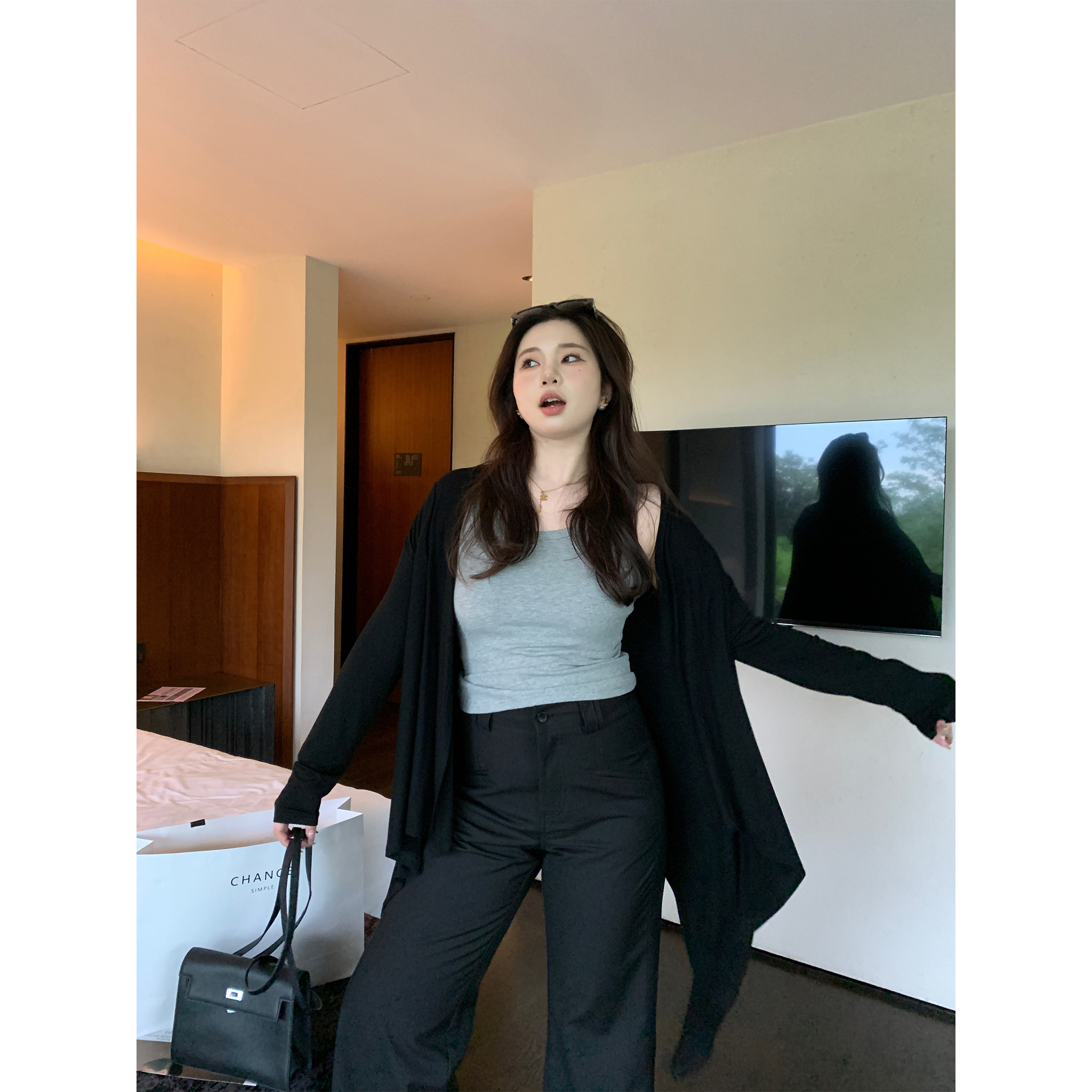 Plus Size Windbreaker Cardigan with Irregular Hem and Shawl Collar - Sun Protection, Stylish and Comfortable Outerwear Plus Size Windbreaker Cardigan with Irregular Hem and Shawl Collar - Sun Protection, Stylish and Comfortable Outerwear