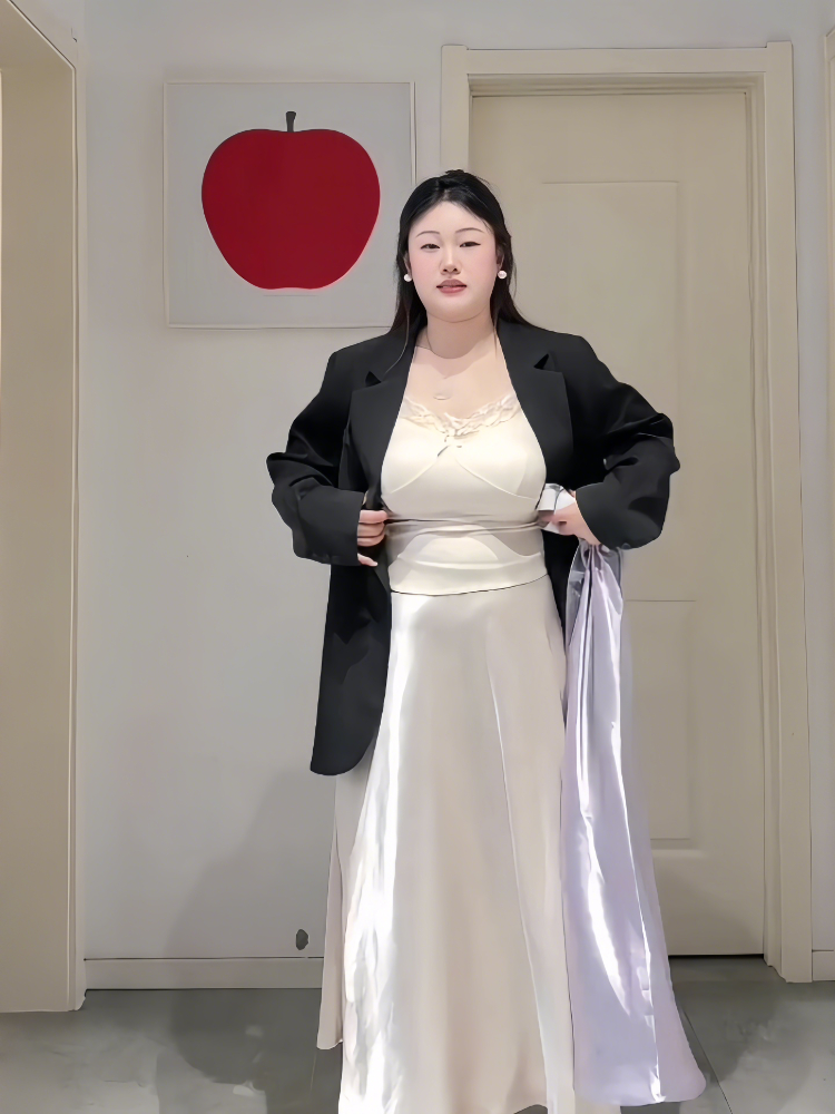 Plus-Size Women's Acetate Satin High-Waisted Midi Skirt - Versatile Solid Color for Spring 2025, Perfect for Curvy Styles Plus-Size Women's Acetate Satin High-Waisted Midi Skirt - Versatile Solid Color for Spring 2025, Perfect for Curvy Styles