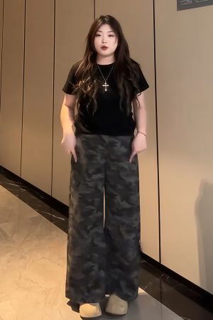 Plus-Size Women's American Retro Camouflage Flared Denim Pants â€“ Summer Wide-Leg Workwear Trousers for a Flattering Fit