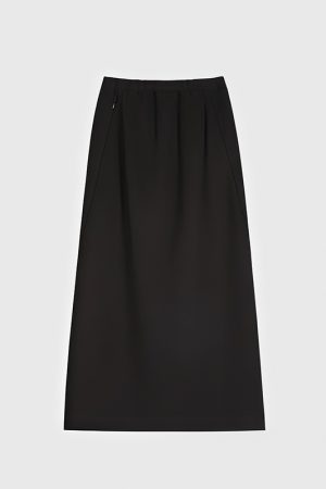 Plus-Size Women's Black High-Waisted Summer Skirt - Flattering Draped Long Design with Slit for Curvy Figures