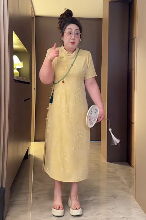 Plus-Size Women's Chinese Style Qipao Dress, Dark Pattern Tulle, Summer Button Design, Elegant National Wind Temperament