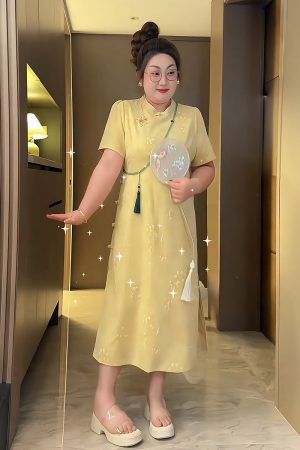 Plus-Size Women's Chinese Style Qipao Dress, Dark Pattern Tulle, Summer Button Design, Elegant National Wind Temperament