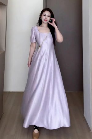 Plus-Size Women's Elegant French-Style Purple Long Dress for Summer - Unique Temperament Dress for a Flattering Fit