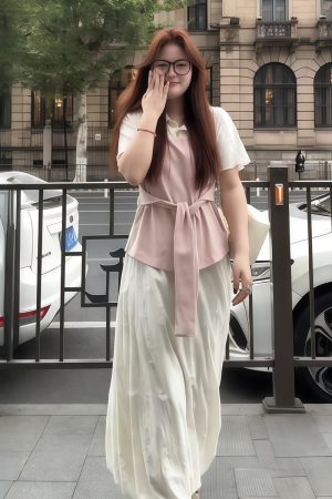 Plus-Size Women's Faux Two-Piece Spliced Top and Flower Bud Skirt Set - Elegant Slim-Fit Summer Fashion