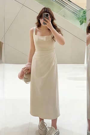 Plus-Size Women's French-Style Pleated Waist Camisole Dress & Cover-Up Set - Slimming Summer Fashionable Two-Piece for Curvy Style