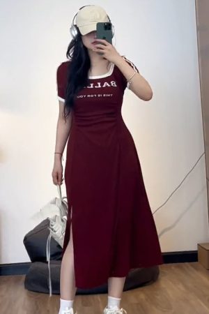 Plus-Size Women's French-Style U-Neck Dress - Flattering Summer Dress for Curvy Figures, Sporty Short Skirt Design