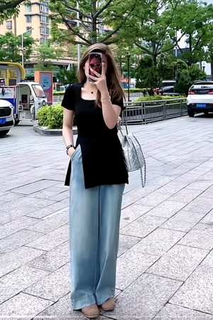 Plus Size Women's Ice Silk Side-Slit T-Shirt - Slimming Knitted Summer Top for Chubby Figures, Versatile and Stylish