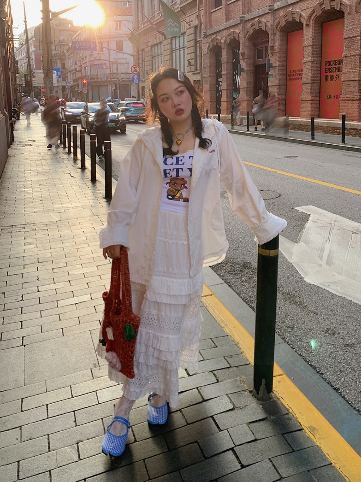 Plus Size Women's Lace Cake Skirt - Mid-Length White Skirt for Spring & Autumn, Stylish Half-Length Design Plus Size Women's Lace Cake Skirt - Mid-Length White Skirt for Spring & Autumn, Stylish Half-Length Design