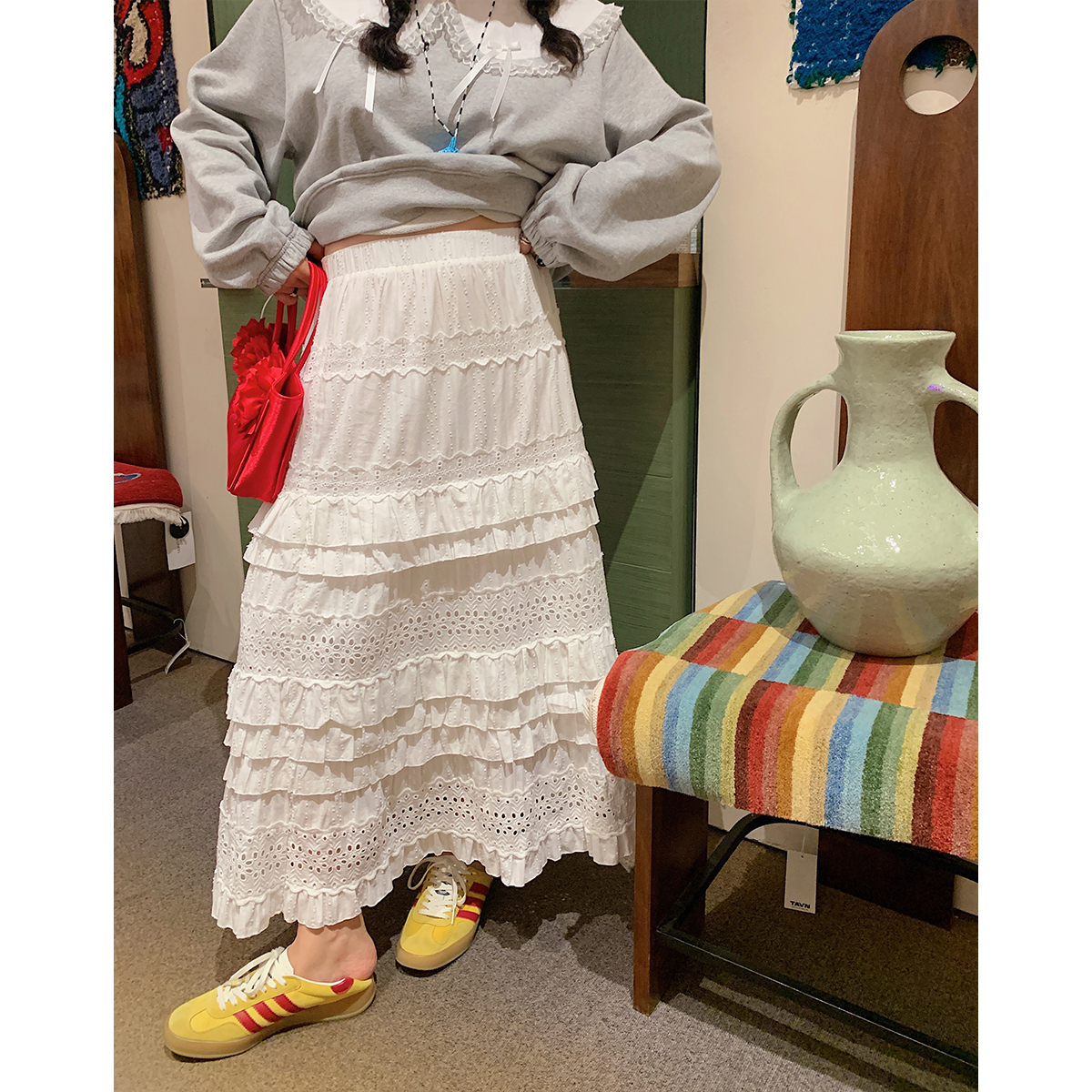 Plus Size Women's Lace Cake Skirt - Mid-Length White Skirt for Spring & Autumn, Stylish Half-Length Design Plus Size Women's Lace Cake Skirt - Mid-Length White Skirt for Spring & Autumn, Stylish Half-Length Design