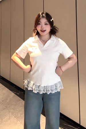 Plus-Size Women's Lace Patchwork Bow Short-Sleeve T-Shirt - Summer Sweet Slimming Lapel Top for Curvy Girls