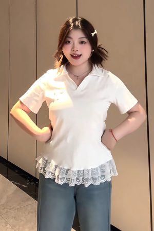 Plus-Size Women's Lace Patchwork Bow Short-Sleeve T-Shirt - Summer Sweet Slimming Lapel Top for Curvy Girls