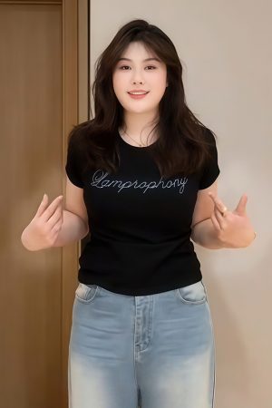 Plus-Size Women's Rhinestone Letter Cropped T-Shirt, American Style Slim Fit Short Sleeve Top for Summer Casual Wear