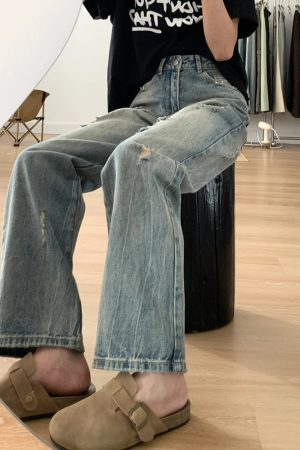 Plus-Size Women's Ripped Wide Leg Jeans for Pear-Shaped Bodies, Loose Straight Fit, Casual Y2K Style