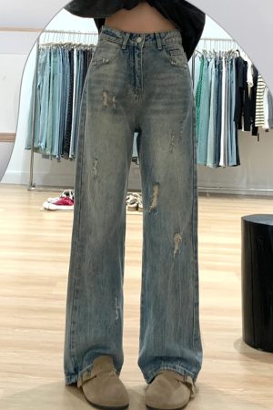 Plus-Size Women's Ripped Wide Leg Jeans for Pear-Shaped Bodies, Loose Straight Fit, Casual Y2K Style