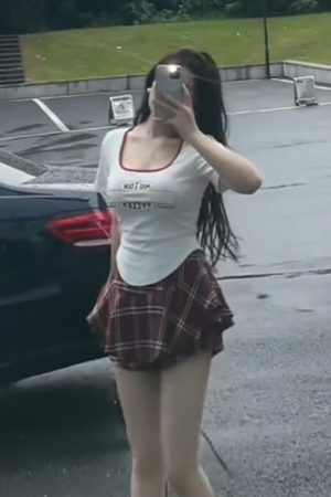 Plus-Size Women's Slim Fit Summer T-Shirt, Versatile Short Sleeve Top for Curvy Girls, American Hot Girl Style