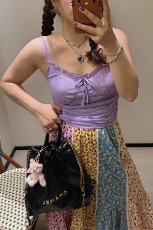 Plus-Size Women's Summer Camisole - Sleeveless Unique Top for Dopamine Outfits, Trendy and Stylish