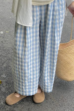 Plus Size Women's Summer Plaid Balloon Pants - Flattering Loose Nine-Point Style, Lightweight and Cool for 2025