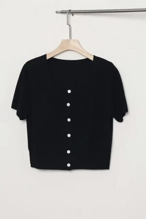 Plus Size Women's Summer Short Sleeve Ice Silk Knitted Top - Flattering Square Neck French Style Blouse for Curvy Figures