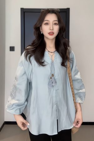 Plus-Size Women's Vintage Embroidered V-Neck Shirt - Loose, Flattering Summer Top for Curvy Figures - Versatile French Style