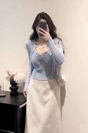 Plus Size Women's Vintage Knitted Vest Top and Slim-Fit Long Sleeve Cardigan Set for Spring and Autumn Fashion