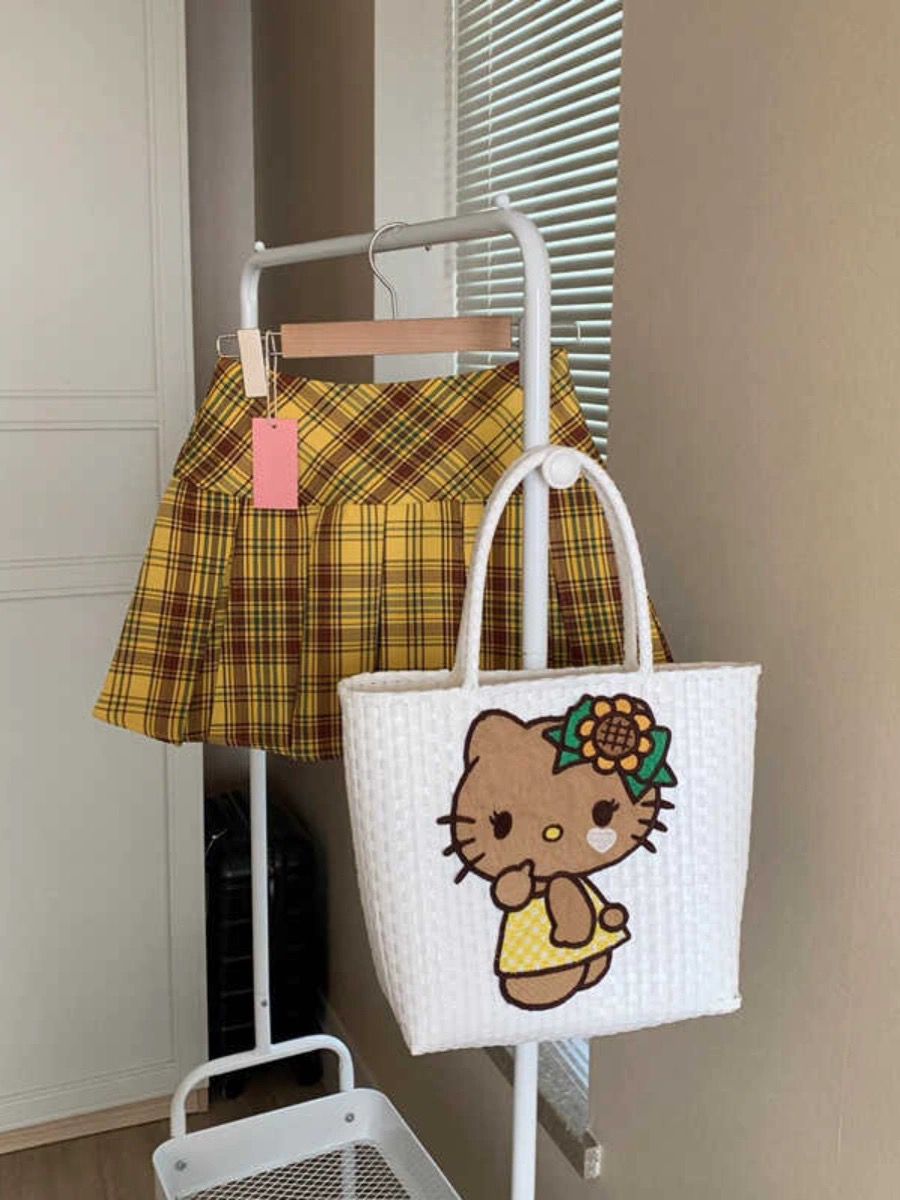 Plus Size Yellow Checkered Pleated Skirt for Women, High-Waisted A-Line Design, Summer College Style, Short Skirt for Petite Fashion Plus Size Yellow Checkered Pleated Skirt for Women, High-Waisted A-Line Design, Summer College Style, Short Skirt for Petite Fashion