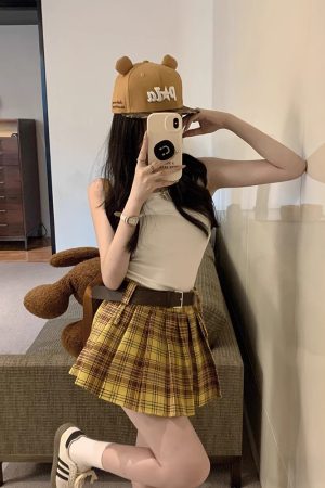 Plus Size Yellow Plaid Midi Skirt for Women - American Retro College Style High Waist Pleated A-Line Short Skirt Summer Fashion
