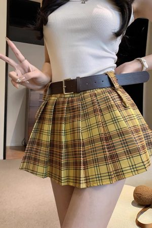 Plus Size Yellow Plaid Midi Skirt for Women - American Retro College Style High Waist Pleated A-Line Short Skirt Summer Fashion