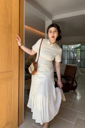 Plus-Size Zen-Inspired Body-Shaping Dress, Elegant Irregular White Design, Chinese Style, Trendy for Y2K and Modern Fashion