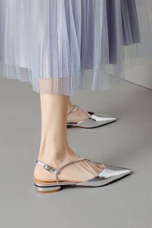 Pointed Cross-Strap Closed-Toe Flat Sandals for Women – Genuine Leather Outdoor Summer Footwear 2024, French Style