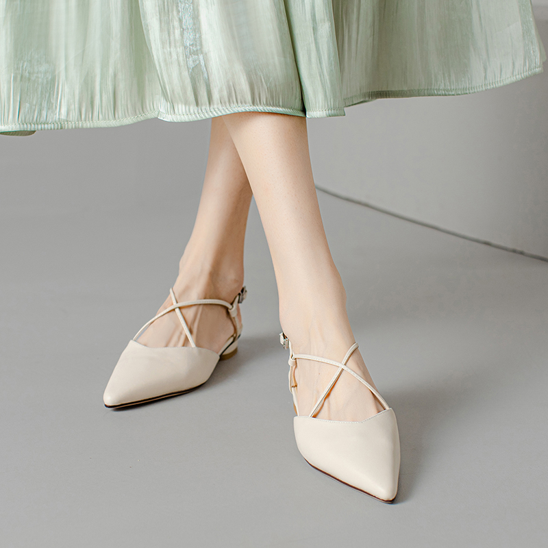 Pointed Cross-Strap Closed-Toe Flat Sandals for Women – Genuine Leather Outdoor Summer Footwear 2024, French Style Pointed Cross-Strap Closed-Toe Flat Sandals for Women – Genuine Leather Outdoor Summer Footwear 2024, French Style